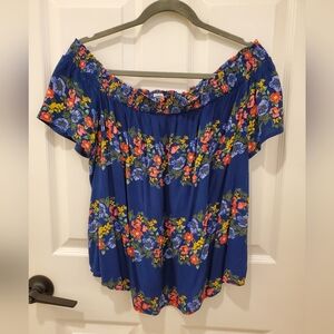 Blue floral off the shoulder flowy top, Size L